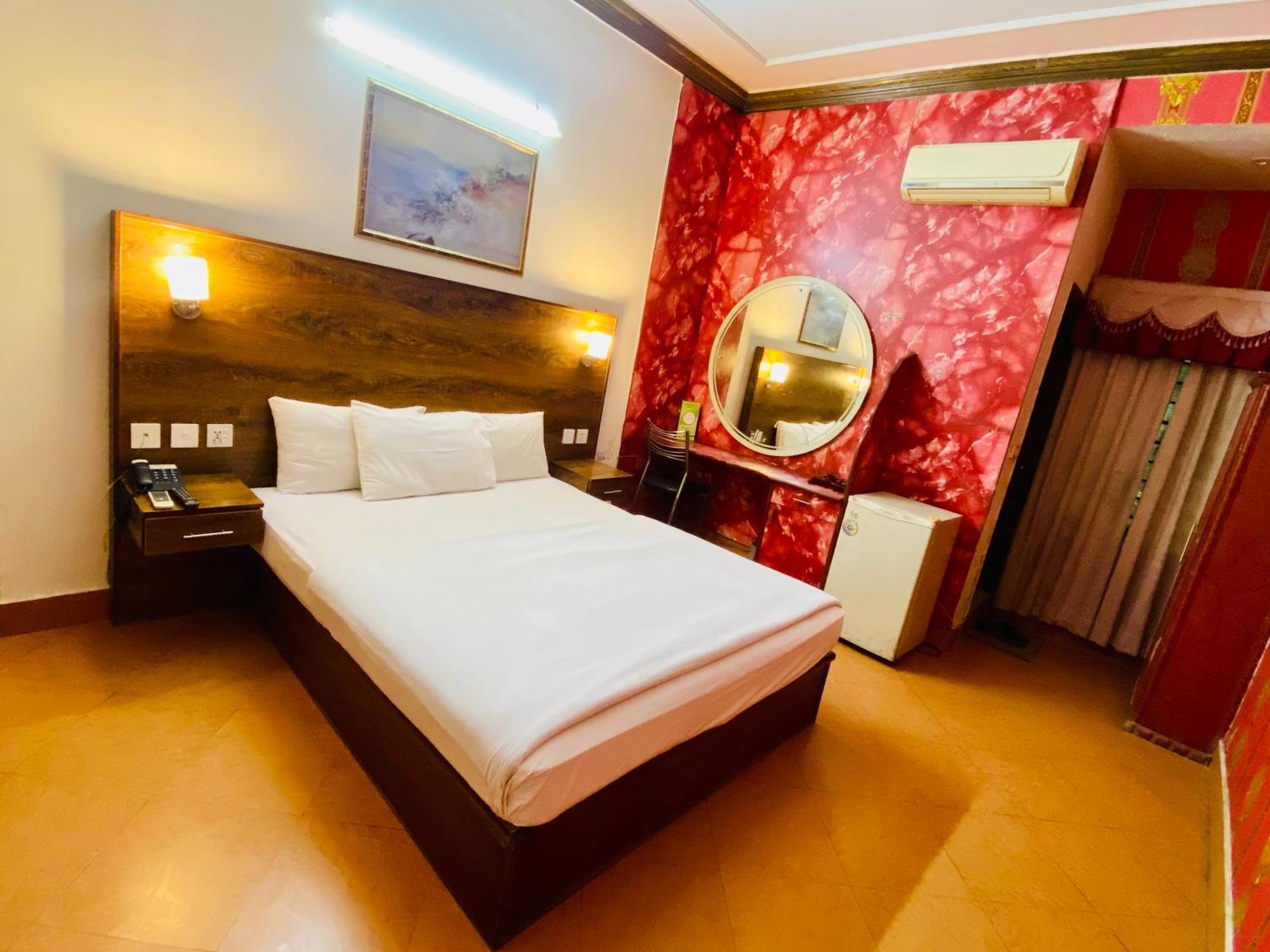 Fiesta Inn Hotel & Resorts Multan Exteriér fotografie