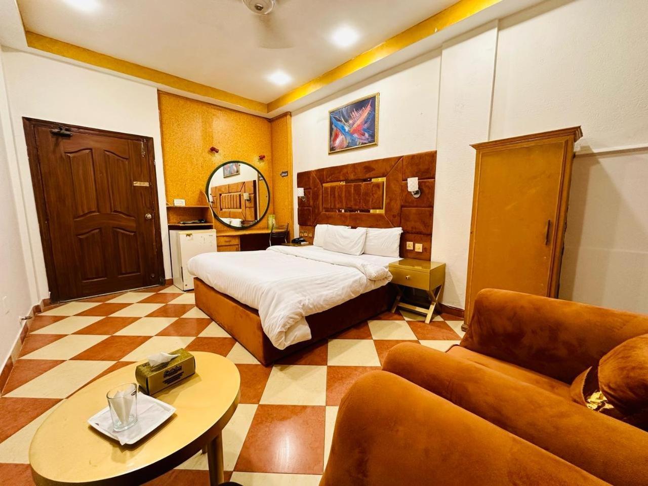 Fiesta Inn Hotel & Resorts Multan Exteriér fotografie