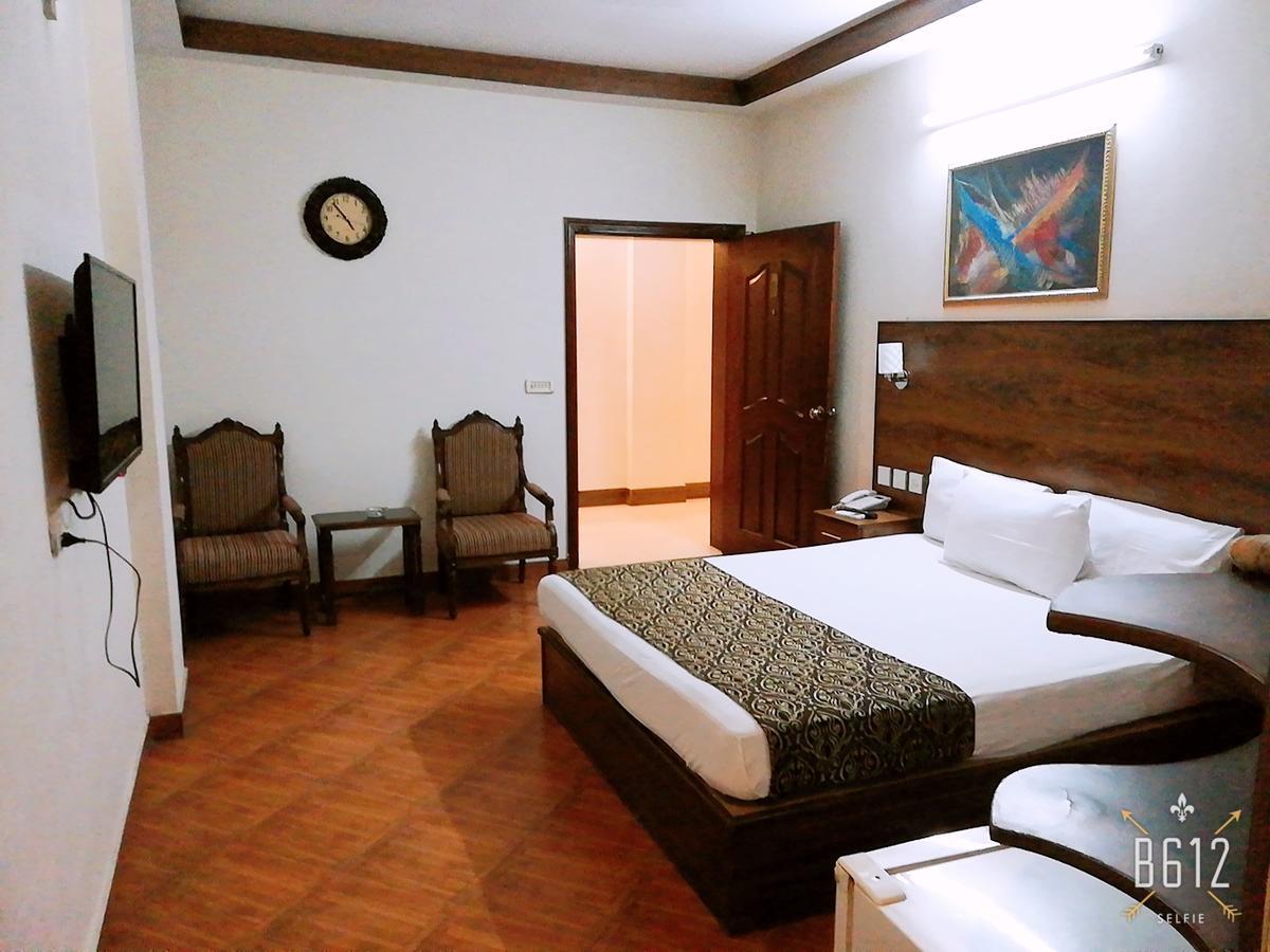 Fiesta Inn Hotel & Resorts Multan Exteriér fotografie